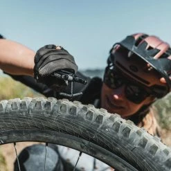 Lezyne V Pro 13 Multi Tool -Bikes Sales Shop 200708 B Gardner Grade TCD05639 1500 1800x1800