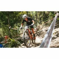 Goodyear Peak Ultimate Tubeless Complete Gravel Tyre -Bikes Sales Shop Goodyear Peak Ultimate Tubeless Complete Gravel Tyre Tyres Black GR 001 40 622 V003 R 5