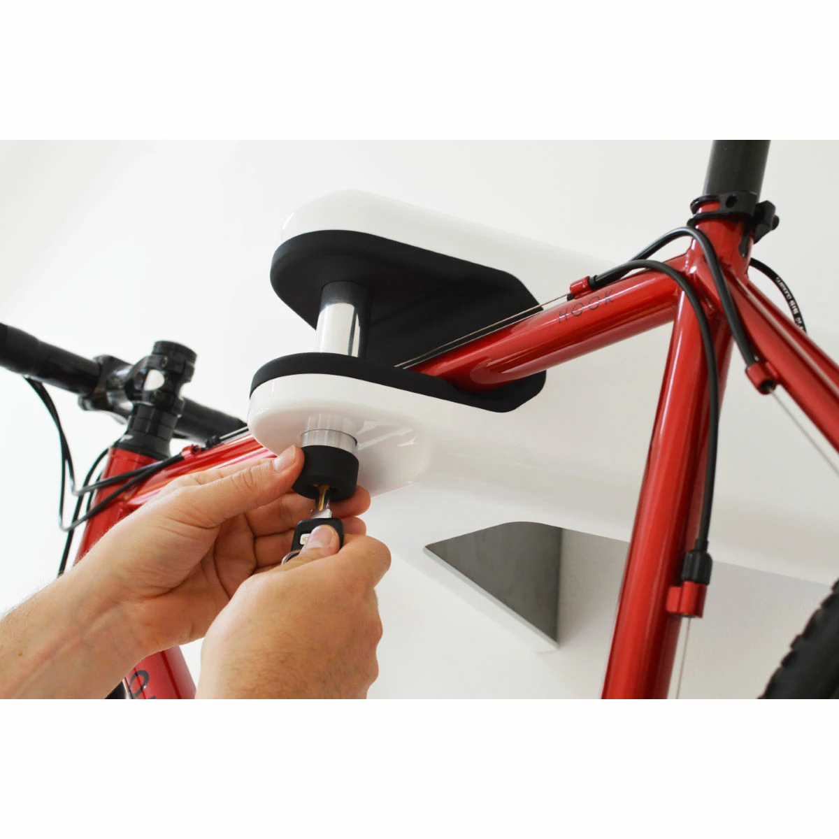 Hiplok AIRLOK Wall Mounted Lock And Hanger 7 Hiplok AIRLOK Wall Mounted Lock And Hanger - Image 5