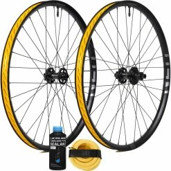 Nukeproof Horizon V2 Wheel ARD And Sealant Bundle 30 Nukeproof Horizon V2 Wheel ARD And Sealant Bundle -Bikes Sales Shop Nukeproof Horizon V2 Wheel ARD and Sealant Bundle Wheel Sets Black 29 MS NUKHOR2021BF29MS 0