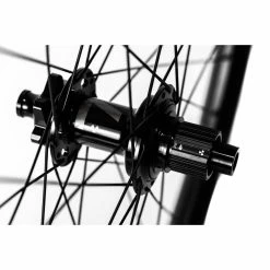 Nukeproof Horizon V2 Wheel ARD And Sealant Bundle 42 Nukeproof Horizon V2 Wheel ARD And Sealant Bundle -Bikes Sales Shop Nukeproof Horizon V2 Wheel ARD and Sealant Bundle Wheel Sets Black 29 MS NUKHOR2021BF29MS