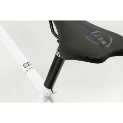 Octane One Kode ADV Commuter Road Bike (2022) -Bikes Sales Shop Octane One Kode ADV Commuter Road Bike 2022 Adventure Bikes White Black 2021 O1B 032 UK 5