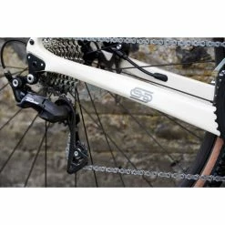 Orro Terra C HYD 7020 RR9 Gravel Bike (2023) 14 Orro Terra C HYD 7020 RR9 Gravel Bike (2023) -Bikes Sales Shop Orro Terra C 105 Hydro RR9 Gravel Bike 2021 Adventure Bikes Chalk 2021 ORRTC2702RR9SDC48 2