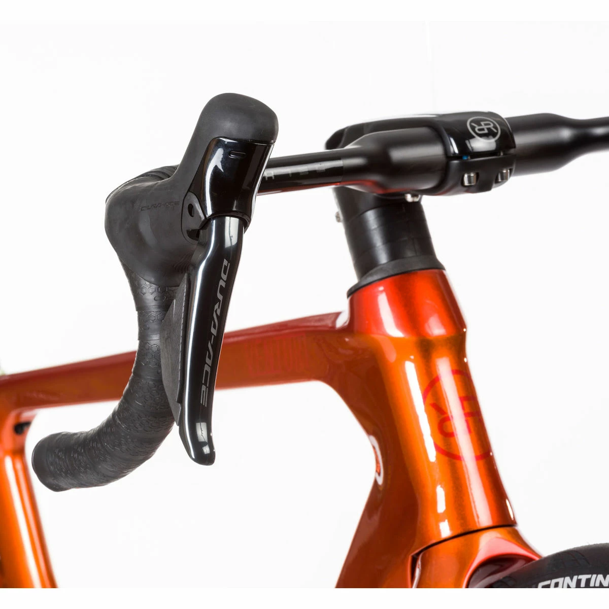 Orro Venturi STC SIG Dura-Ace Di2 Road Bike (2023) 4 Orro Venturi STC SIG Dura-Ace Di2 Road Bike (2023) - Image 2