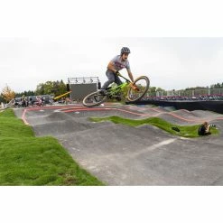 Schwalbe Billy Bonkers Performance Folding Tyre 7 Schwalbe Billy Bonkers Performance Folding Tyre -Bikes Sales Shop Schwalbe Billy Bonkers Performance Folding Tyre Tyres Black Not Set SCH9085