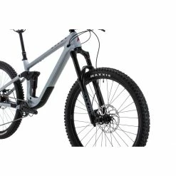 Vitus Escarpe 27 CRS Mountain Bike 32 Vitus Escarpe 27 CRS Mountain Bike -Bikes Sales Shop Vitus Escarpe 27 CRS Mountain Bike 2022 oryx grey 11