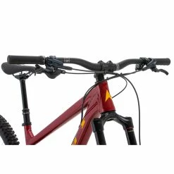 Vitus Mythique 29 AMP Mountain Bike -Bikes Sales Shop Vitus Mythique 29 AMP Mountain Bike 2023 Octane Red 09