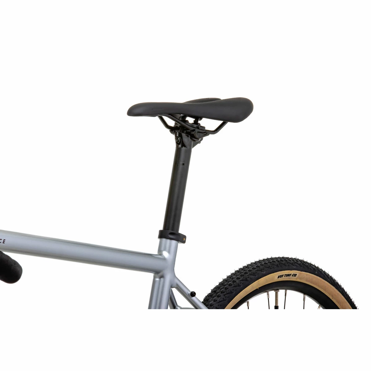 Vitus Substance 2 Gravel Bike (Microshift) 11 Vitus Substance 2 Gravel Bike (Microshift) - Image 9