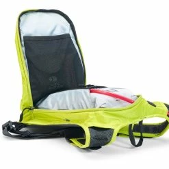USWE Outlander 9 Hydration Pack -Bikes Sales Shop Yellow20Black204